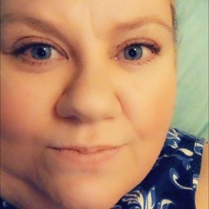 Meet your Posher, Phyllis